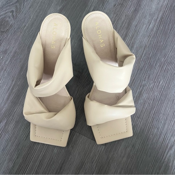 ALOHAS Twist Strap Mules in Ivory Vegan Leather Square Toe Heel Sandal Size 38 - Picture 3 of 10